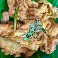 นายเป้กะเพราข้าวบึ้ม
