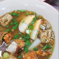 เมนูของร้าน ก๋วยจั๊บเจ๊น้อย