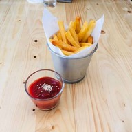 เมนูของร้าน WooJoo Chicken 우주치킨 มีนบุรี