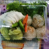 เมนูของร้าน วุ้นมะพร้าวอ่อนเจ๊ตุ๋ย-สาคูข้าวเกรียบปากหม้อ