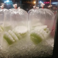 เมนูของร้าน วุ้นมะพร้าวอ่อนเจ๊ตุ๋ย-สาคูข้าวเกรียบปากหม้อ