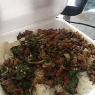 เมนูของร้าน นายเป้กะเพราข้าวบึ้ม