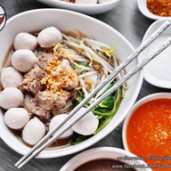 ส หม้อไฟ  วุฒากาศ