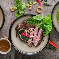 ยำเจ้าสมุทร-ยำตำร้านดังย่านบางใหญ่ สด สะอาด สาขาแรก-บางใหญ่ นนทบุรี