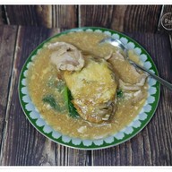 เมนูของร้าน ราดหน้าฟาไฉคู้บอนคลองสามวา คู้บอน