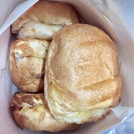 เมนูของร้าน ขนมปังปิ้งป้าตุ้ม ม.พายัพ