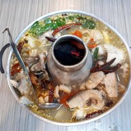 หัวปลา หม้อไฟ By กุ๊กไก่ กาญจนาภิเษก