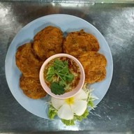 หัวปลา หม้อไฟ By กุ๊กไก่ กาญจนาภิเษก
