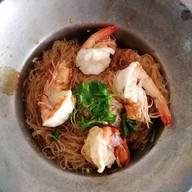 หัวปลา หม้อไฟ By กุ๊กไก่ กาญจนาภิเษก