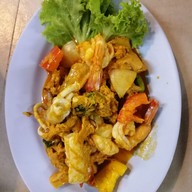 หัวปลา หม้อไฟ By กุ๊กไก่ กาญจนาภิเษก