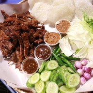 🌶️หมูปลาร้าอเล็ก 4 แยกคอกวัว🌶️