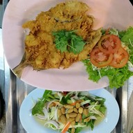 หัวปลา หม้อไฟ By กุ๊กไก่ กาญจนาภิเษก