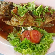 หัวปลา หม้อไฟ By กุ๊กไก่ กาญจนาภิเษก