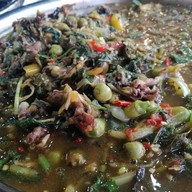 เมนูของร้าน คุณแดงแกงอีสาน อาหารอีสานรสแซ่บ ตลาดนัดแสมดำ