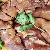 ข้าวขาหมูก๊วยเจ๋ง ลาดพร้าว 101