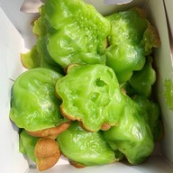 เมนูของร้าน ขนมครกใบเตย สยามสแควร์ซอย 9