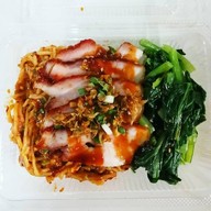 [ เอเชียบะหมี่เกี๊ยวหมูย่างอบน้ำผึ้ง ]