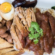 ข้าวขาหมูก๊วยเจ๋ง ลาดพร้าว 101