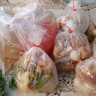 พี่ยาก๋วยเตี๋ยวแคระ ต้มยำ เย็นตาโฟ (ปากซอยวัดตะกล่ำ)  ซ.เฉลิมพระเกียรติ ร.9 22