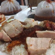 เมนูของร้าน ข้าวหมูแดงหมูกรอบ ศรีวัช เชิญชิม