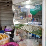 พี่ยาก๋วยเตี๋ยวแคระ ต้มยำ เย็นตาโฟ (ปากซอยวัดตะกล่ำ)  ซ.เฉลิมพระเกียรติ ร.9 22