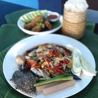 เมนูของร้าน ปณ.อีสานแซ่บ ส้มตำ อาหารอีสาน ตามสั่ง อาหารป่า ก๋วยเตี๋ยว