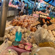 สารพัดยุ้ย // ชิ้นส่วนหมู - ไก่สด - เป็ด หมูสะเต๊ะ บาบีคิว ตลาดรังสิต