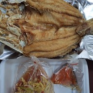 แซ่บระเบียง รพ.พระมงกุฏ