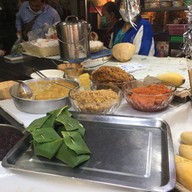 พ.ไพลิน ข้าวเหนียวมะม่วง