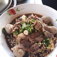 หนึ่ง_โกเด้ง1