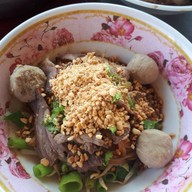 หนึ่ง_โกเด้ง1