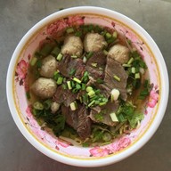 หนึ่ง_โกเด้ง1