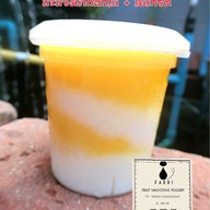 เมนูของร้าน Farri Fruit Smoothie Yogurt