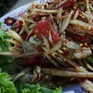 ไก่ย่างวิเชียรบุรีอุ๊&ฝน