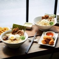 Ramen Rider (ราเมน ไรเดอร์) • ラーメンライダー สนามบินน้ำ