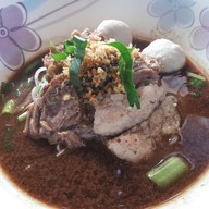 ก๋วยเตี๋ยวเรือขึ้นบกแพรกษา