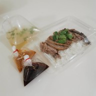 ก๋วยเตี๋ยวเป็ดเจ๊มิ้นท์