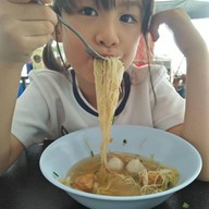 เมนูของร้าน เล้ง ก๋วยเตี๋ยวลูกชิ้นปลาสาขาบางใหญ่(ทำเอง)ไร้สาร”สูตรเยาวราช” สาขาบางใหญ่
