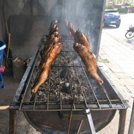 บรรยากาศ ไก่ย่างวิเชียรบุรี