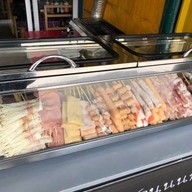 ข้าวหมูทอดกระเทียมพริกโดด