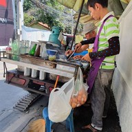 บรรยากาศ ขนมผัดกาด ซอยจันทร์ 51