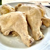 เมนูของร้าน เล็กข้าวมันไก่ สูตรไหหลำ ซอยประเสริฐมนูกิจ 29 แยก 4