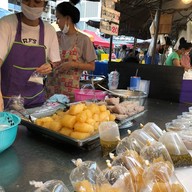 ข้าวเหนียวมูล-ขนมหวานป้าแจ๋ง ดินแดง