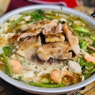 กุ๊กไก่ 6 หมูกระทะ