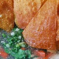 the fresh day - santidarun charity cafe' (halal - อิสลาม) หน้าโรงเรียนสันติดรุณ