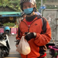 บรรยากาศ ก๋งป๊อกหมูปิ้งไก่ปิ้งโบราณ เอกมัย คลองตัน