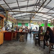 ก๋วยเตี๋ยวเป็ด ป.เป็ดพะโล้ ลาดพร้าว130 -