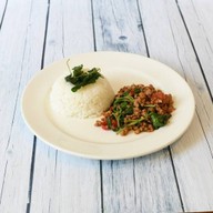 กระ-เพรา-กรอบ