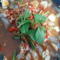 เมนูของร้าน ยำ 3 แตก