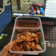 เมนูของร้าน ยำ 3 แตก